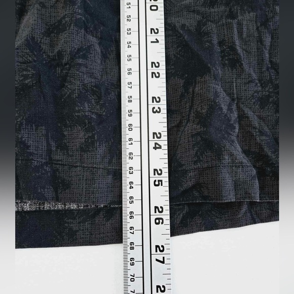 Nat Nast Silk Gray Tropical Short Sleeve Men's Button Down Shirt size Medium - Picture 9 of 10